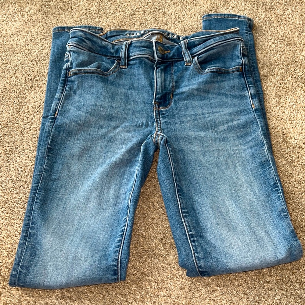 AMERICAN EAGLE SIZE 2 LONG JEANS